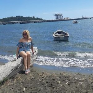 Meet your Posher, Ivette